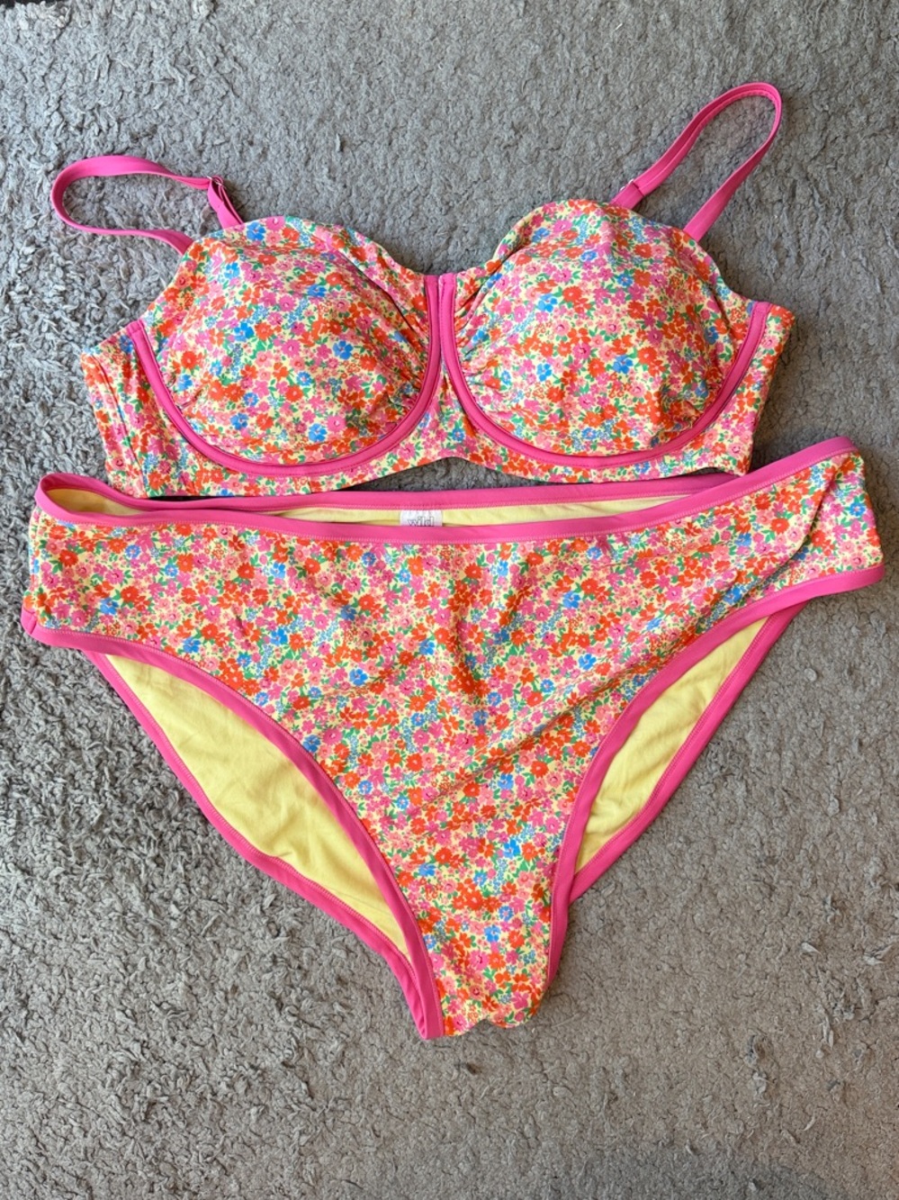 Wild Fable Floral Underwire Mid Rise Bikini